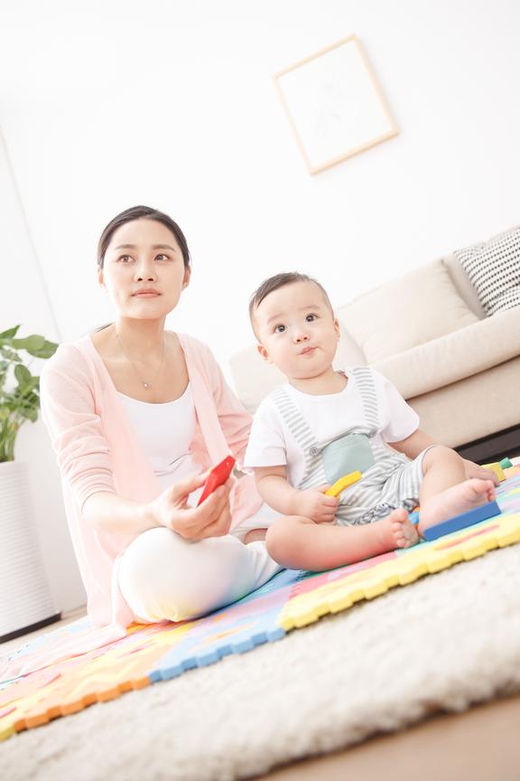 鲁氏女宝宝起名简单的名字宝典