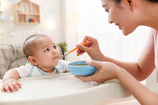 女孩叫卢云红好听吗？卢云红名字的寓意怎么样？